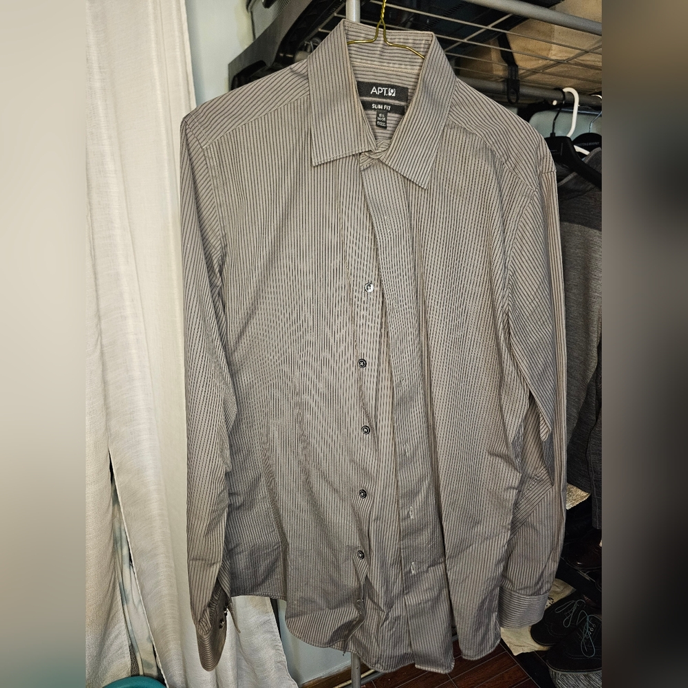Apt 9 mens Grey stripped dress shirt 15.5 34
